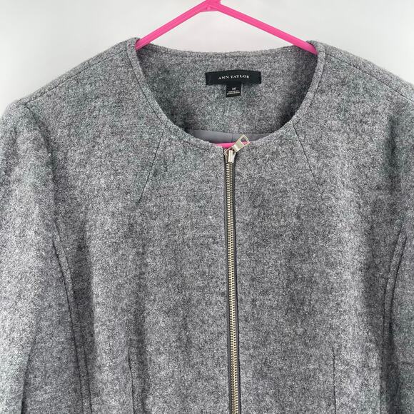 ANN TAYLOR Blazer Size Medium Wool Blend Gray Business Casual Office Work Career - Picture 4 of 13